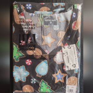 Uniform Advantage 4x Women's Holiday Scrub Top